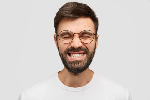 Diş Sıkma Tedavisi